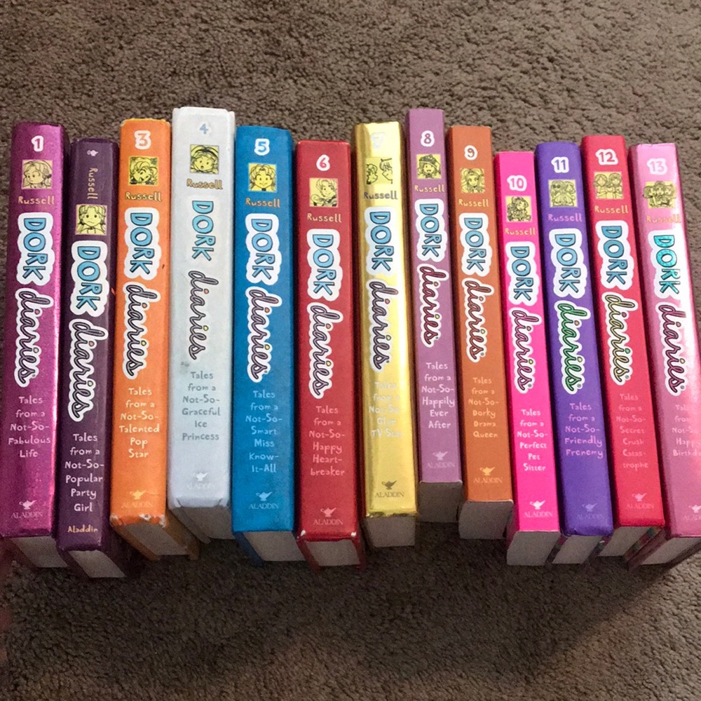 SOLD ON MERC Dork Diaries FULL series (1-13)